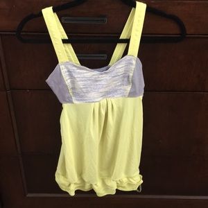 Lu Lu Lemon yoga top